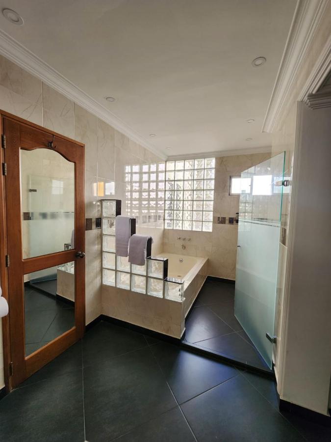 Hotel Boutique Deluxe Home Medellín Zewnętrze zdjęcie